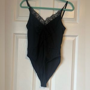 Boohoo Women’s Size‎ 6 Black Medium Solid Lace Upper Spaghetti Strap Bodysuit
